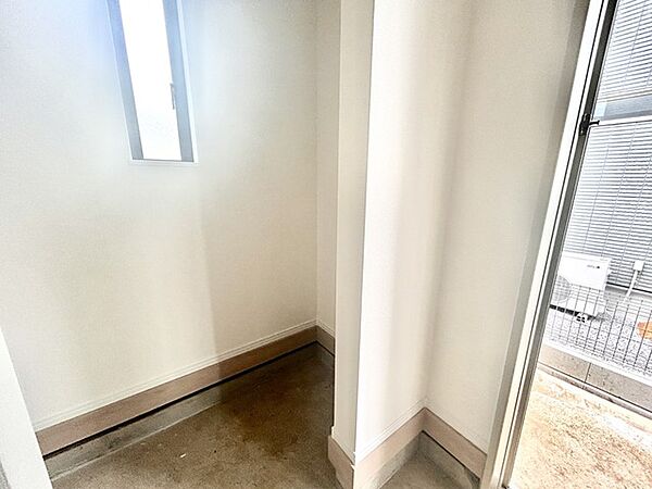 玄関を拡大表示