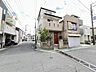 外観：穏やかな街並みに佇む、心地よい邸宅 