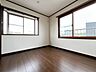 室内：心地よい風が抜ける、開放感のある空間です 