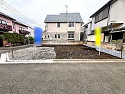 5.0ｍと4.0ｍ道路の角地に面した敷地です