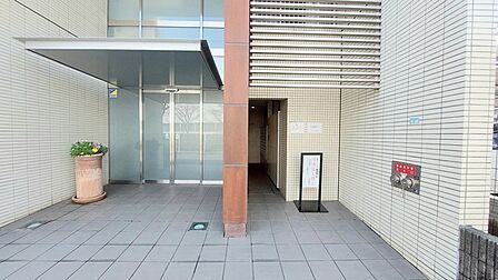五感で感じる、現地でしかわからない事も沢山ございます。周辺環境なども一緒にご案内いたしますのでお気軽にお問合せください。