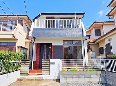 外観:西武新宿線「入曽」駅から徒歩18分! 築年数を感じさせないリノベーション済み戸建物件。 外観:西武新宿線「入曽」駅から徒歩18分! 築年数を感じさせないリノベーション済み戸建物件。