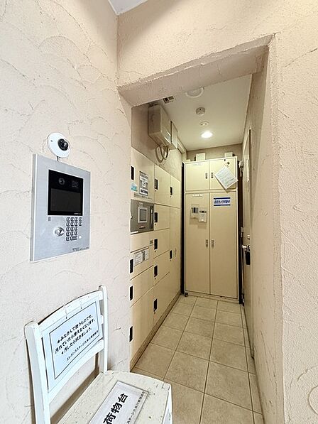 宅配ボックス完備