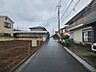 外観：戸建てが立ち並ぶ静かな住宅街。四季折々の移り変わりを感じながら自然と楽しみ、暮らす、そんな毎日を日々の中で感じられる住環境 