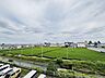 その他：窓から眺める風景は一日の疲れを癒すヒーリングを奏でる、心地の良い時間を演出してくれます。室内も重要ですが、周りの環境もマイホーム選びの大事なポイント 
