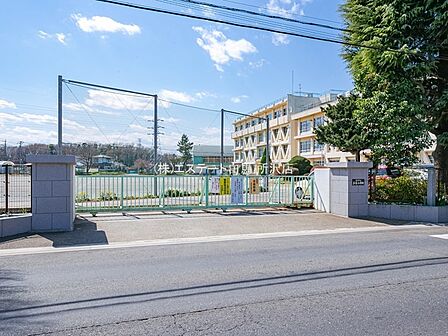 西富小学校(780m)
