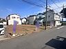 外観：5.5ｍ～5.6m幅員の道路に面しておりお車の運転が苦手な方でも安心して出入りいただけます。 