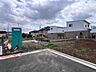 外観：前面道路は通り抜けができないため、交通量が少なく静かな住環境です。 