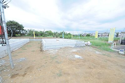 外観:五感で感じる、現地でしかわからない事も沢山ございます。周辺環境なども一緒にご案内いたしますのでお気軽にお問合せください。 外観:五感で感じる、現地でしかわからない事も沢山ございます。周辺環境なども一緒にご案内いたしますのでお気軽にお問合せください。