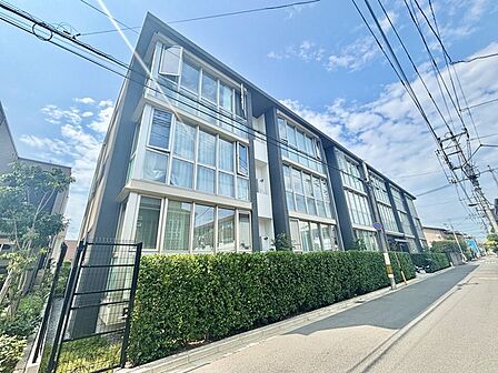 五感で感じる、現地でしかわからない事も沢山ございます。周辺環境なども一緒にご案内いたしますのでお気軽にお問合せください。 