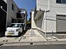 駐車場：カースペースは1台駐車できます。車庫の出し入れのしやすさなど、実際に現地にてご確認ください。 