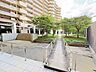その他：緑豊かな植栽が日々の暮らしに安らぎを与え、住まう人の心を穏やかに整えてくれる風景です 