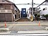 外観：戸建てが立ち並ぶ静かな住宅街。四季折々の移り変わりを感じながら自然と楽しみ、暮らす、そんな毎日を日々の中で感じられる住環境 