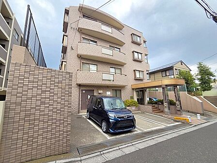 五感で感じる、現地でしかわからない事も沢山ございます。周辺環境なども一緒にご案内いたしますのでお気軽にお問合せください。 
