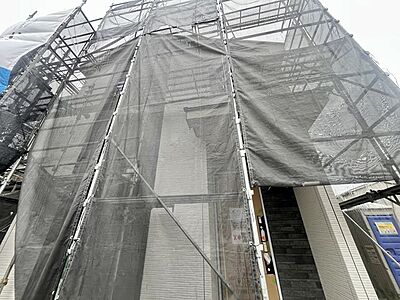 外観：戸建てが立ち並ぶ静かな住宅街。四季折々の移り変わりを感じながら自然と楽しみ、暮らす、そんな毎日を日々の中で感じられる住環境 