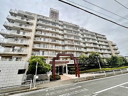 五感で感じる、現地でしかわからない事も沢山ございます。周辺環境なども一緒にご案内いたしますのでお気軽にお問合せください。