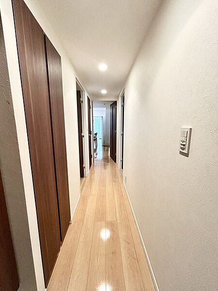 玄関を拡大表示