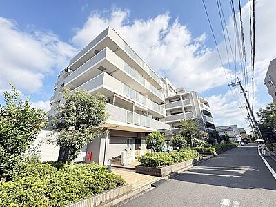 外観:五感で感じる、現地でしかわからない事も沢山ございます。周辺環境なども一緒にご案内いたしますのでお気軽にお問合せください。 外観:五感で感じる、現地でしかわからない事も沢山ございます。周辺環境なども一緒にご案内いたしますのでお気軽にお問合せください。