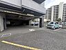 駐車場：駐車場スペース