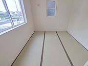お子様にとっていいお昼寝空間になる和室は、ぜひリビングのお隣で。 