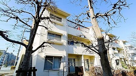 閑静な住宅地で、小さなお子様がいるご家族にも安心。