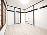 洋室：子供部屋にも嬉しい全居室収納スペース。 