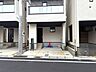 駐車場：ビルトインガレージが、お客様の大切な愛車を守ります。 