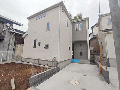 外観：ウェブや資料からでは得られないヒントがたくさん見つかる完成物件です。 