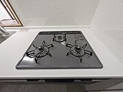 3口のガスコンロで、お料理はよりスピーディーに。 
