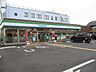 周辺：ファミリーマート鴻巣加美店（700m）