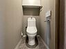 トイレ：新しくお住まいになる方のことを考えて、トイレも新品に交換いたします。 