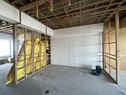 子供部屋には丁度良い洋室。サイズは4.3帖。 7月上旬リノベーション完成予定。