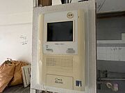 お一人の時でも安心のモニター付きインターホン 