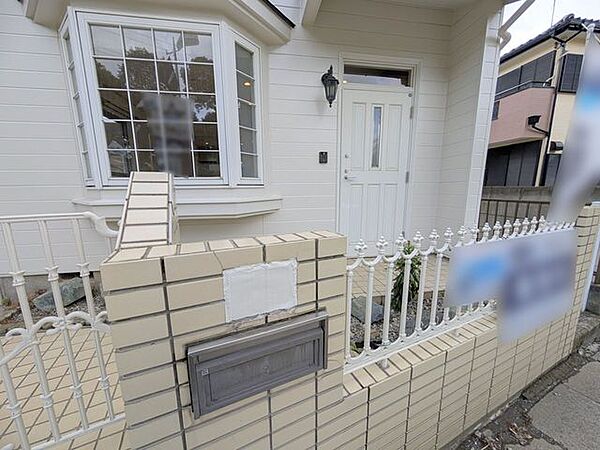 玄関を拡大表示