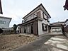 外観：落ち着いた佇まいの外観が、心地よい暮らしの時間を静かに物語ります。
