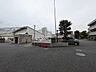 その他：すっきりと整えられた敷地内は十分なゆとりが確保され開放的な空間が広がっています