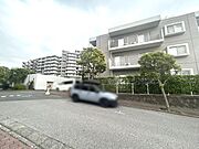 現地には写真や資料だけでは知りえない情報がたくさんございます。