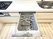 食器洗乾燥機付き、忙しい生活をサポートします。 