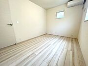 子供部屋には丁度良い洋室。サイズは約6帖。 