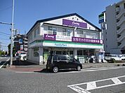 ファミリーマート土呂駅前店（600m）