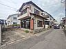 外観：幅員の狭い道ですが、車通りの少ない住宅街に立地してます。 