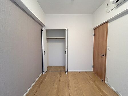 部屋ごとに設けた収納は、住みやすさへのこだわり。