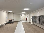 ゴミのないスッキリとしたエントランスです。 