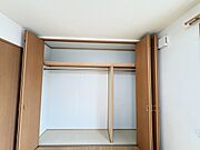 ご家族の思い出も大切にしまっておけるたっぷり収納。 