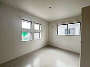 2階部分のお部屋の日当たりは、ご覧の通り明るいです。 