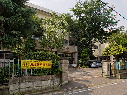 さいたま市立上落合小学校（430m）