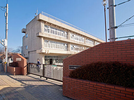 さいたま市立日進小学校(760m)