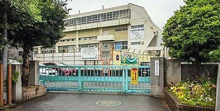 川越市立大塚小学校(740m)