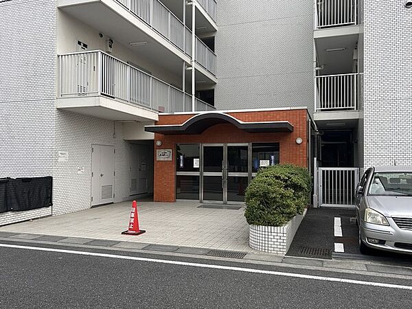 エントランスを拡大表示