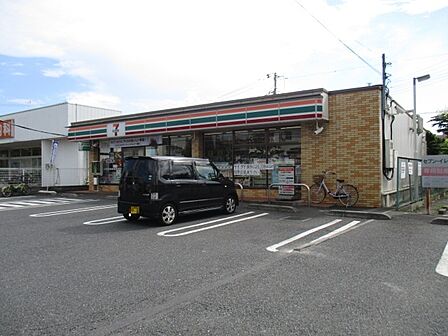 セブンイレブン桶川泉1丁目店(400m)